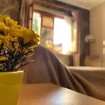 Cozy Old Train Station Appartement Tirana