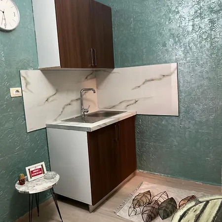 Apartman Cozy Old Train Station Tirana