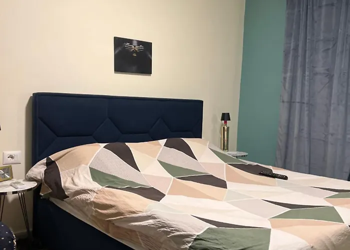 Cozy Old Train Station 아파트 *